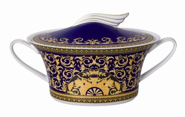 Medusa Blue Covered vegetable bowl