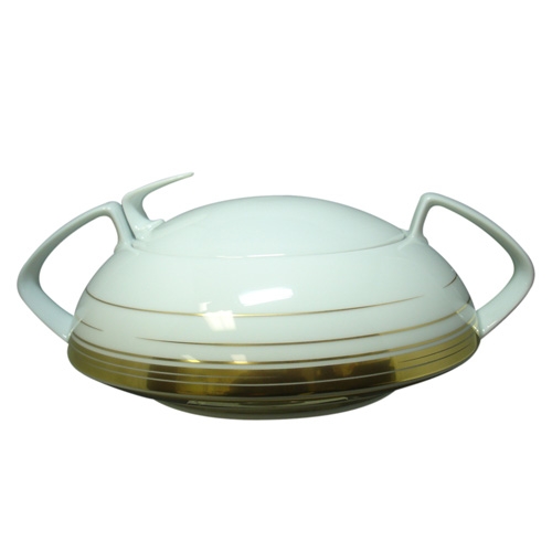 Covered vegetable bowl 