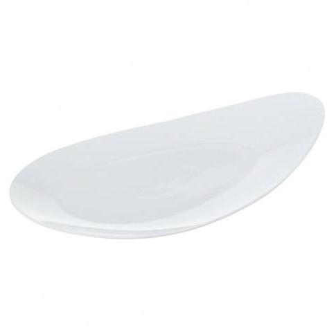 Free Spirit 15.75\" White Porcelain Oval Gourmet Plate