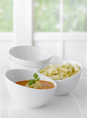 /set of 4 UND.bowls,porcelain